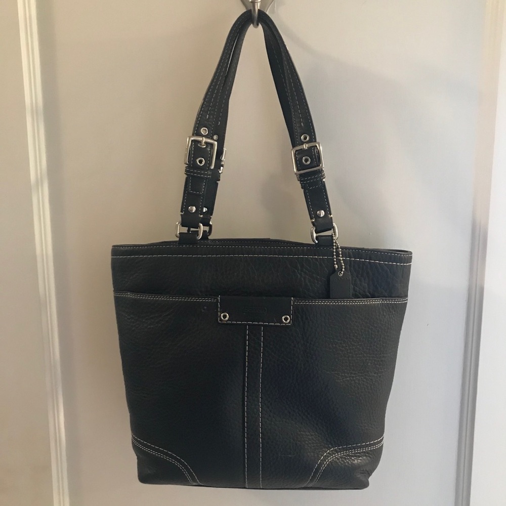 Coach - Black Leather Handbag